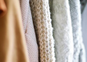 6 Trendowych marek biżuterii do podniesienia swojego stylu